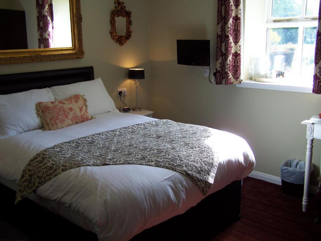 The Retreat Castle Bed & Breakfast Bonnyrigg Ruang foto