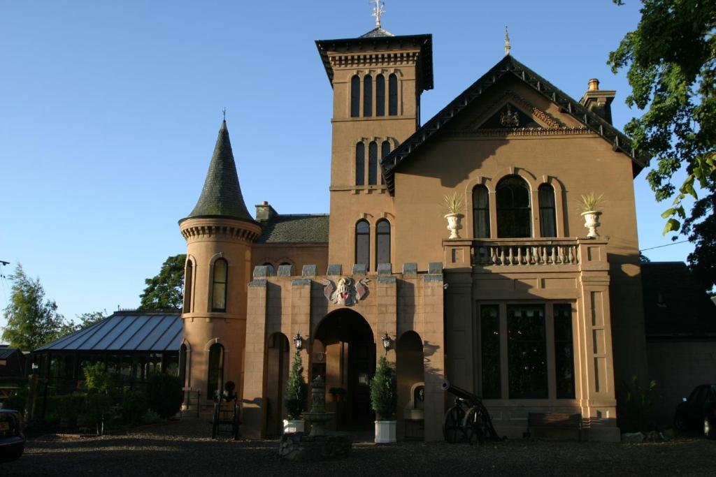 The Retreat Castle Bed & Breakfast Bonnyrigg Bagian luar foto