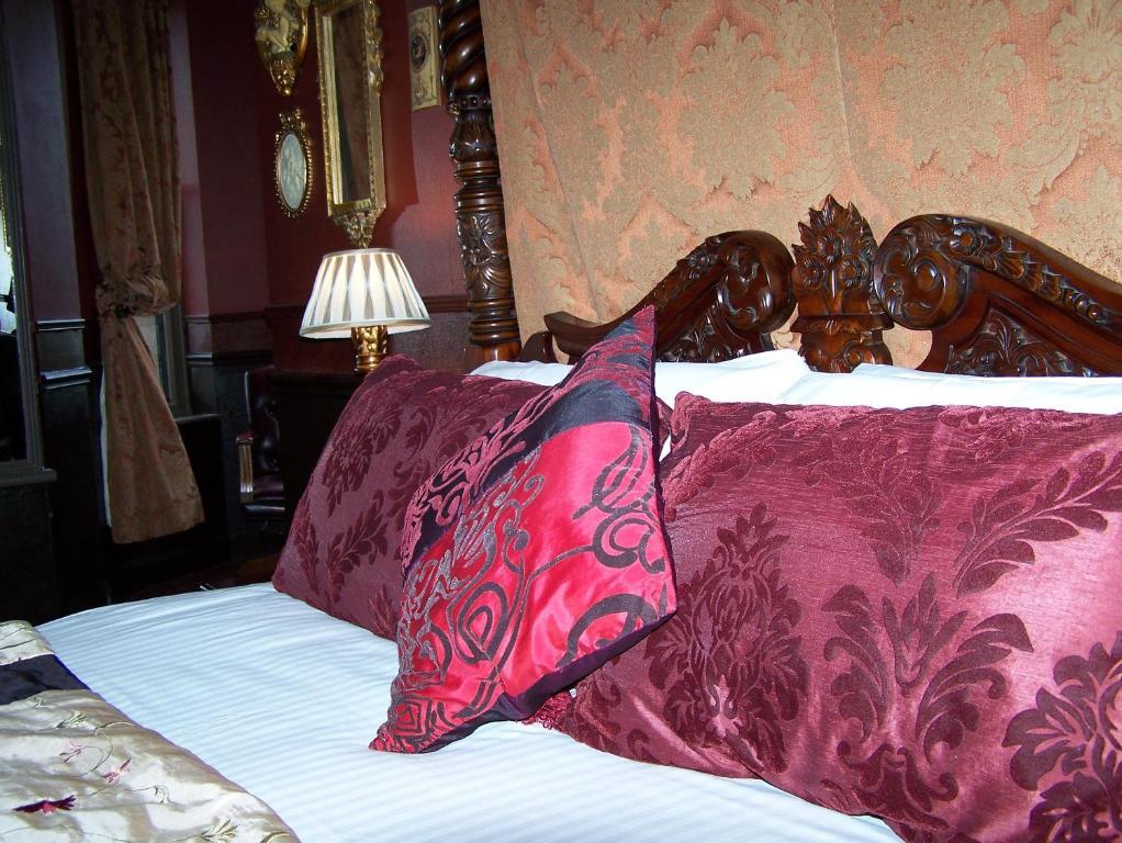 The Retreat Castle Bed & Breakfast Bonnyrigg Ruang foto