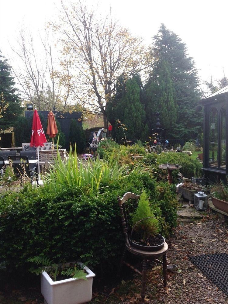 The Retreat Castle Bed & Breakfast Bonnyrigg Bagian luar foto
