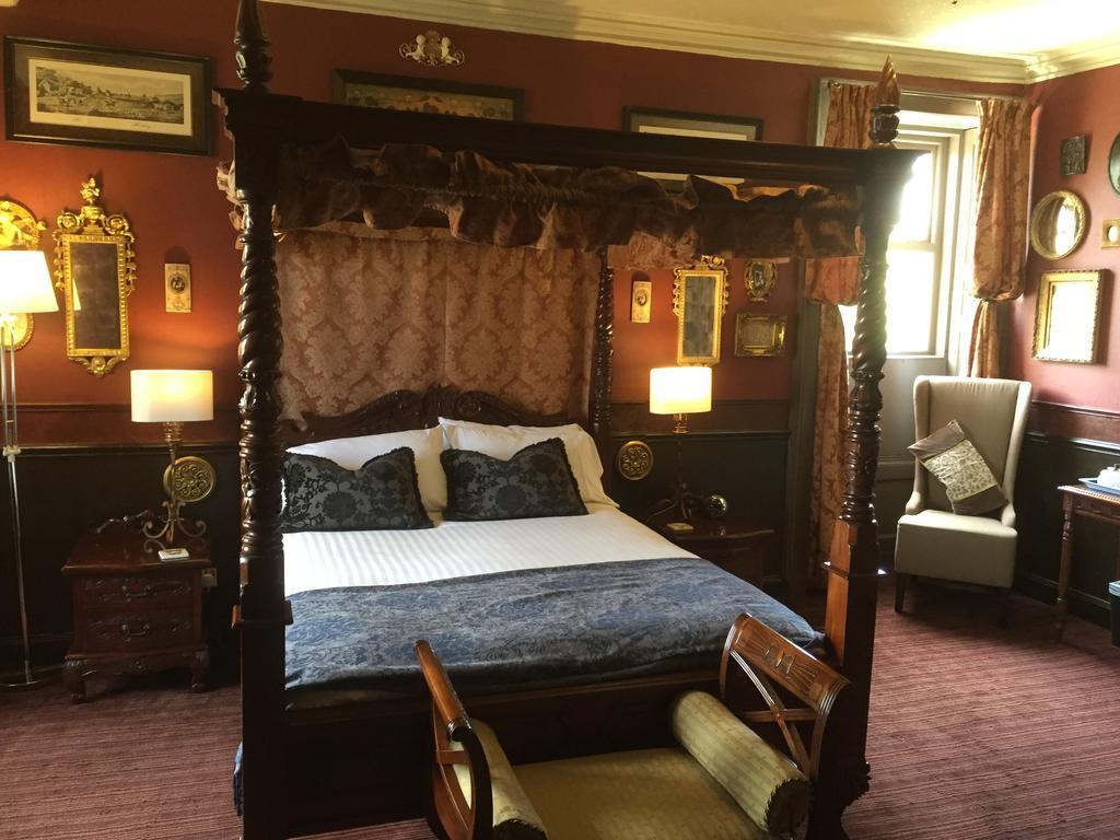 The Retreat Castle Bed & Breakfast Bonnyrigg Bagian luar foto