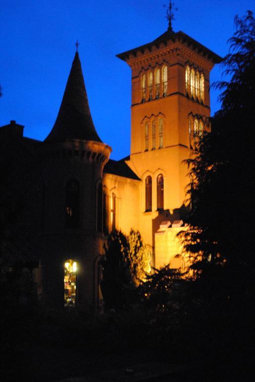 The Retreat Castle Bed & Breakfast Bonnyrigg Bagian luar foto
